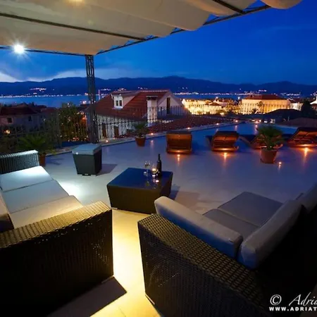 Harbor House Panoramic Harbor View 펜션 수페타르